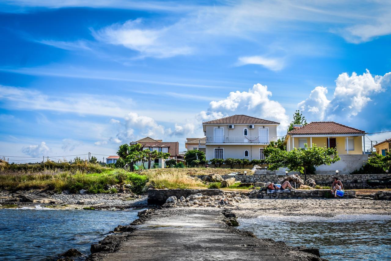 Case de vacanță Pelagion Ii Sea Coral - Beachfront Kypseli